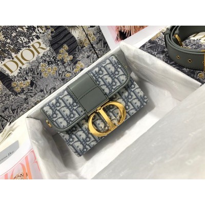 Dior 30 Montaigne Box Bag In Gray Dior Oblique Jacquard